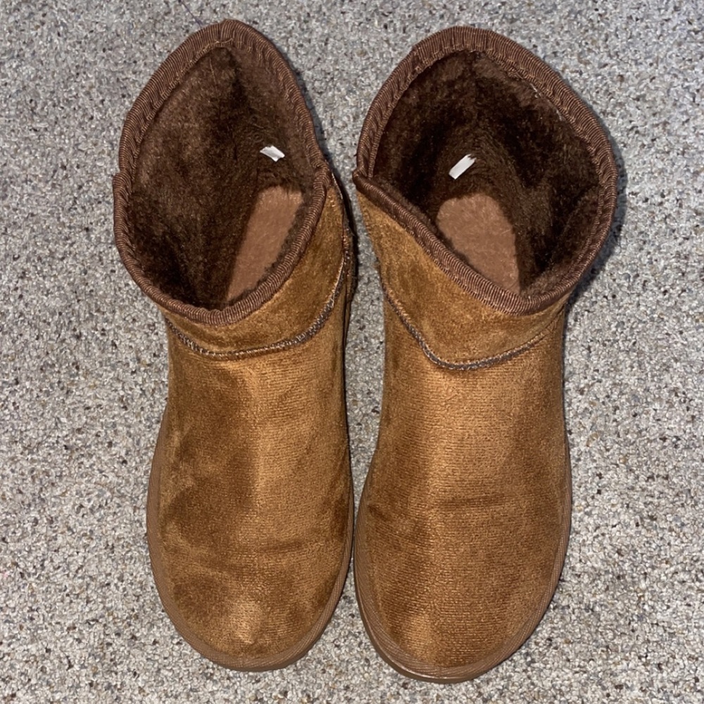 tan ankle boots